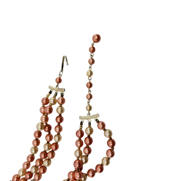 Vintage Japan Triple Strand Faux Pearl Necklace Pink and Cream - Picture 4 of 4